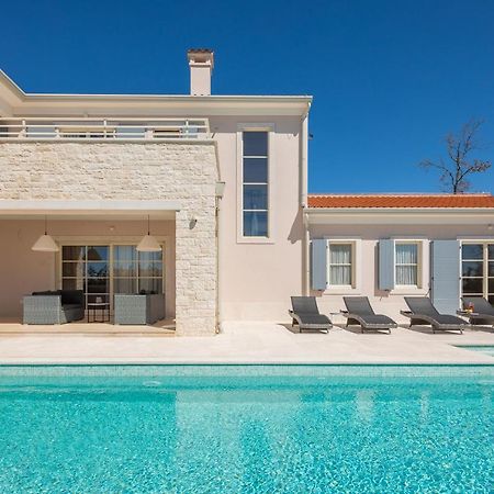 Villa Harmony By Ilc Brtonigla Exteriér fotografie