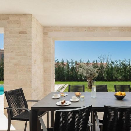 Villa Harmony By Ilc Brtonigla Exteriér fotografie