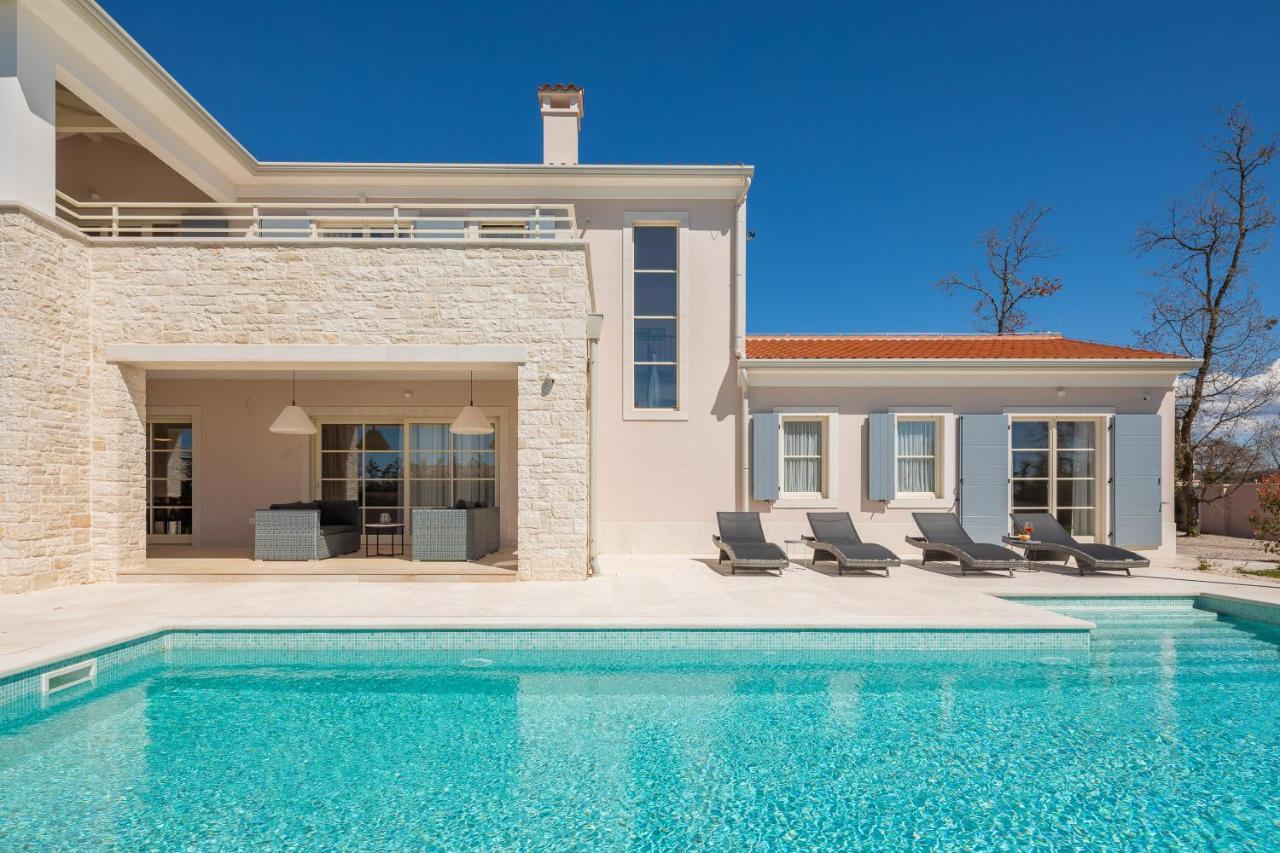 Villa Harmony By Ilc Brtonigla Exteriér fotografie
