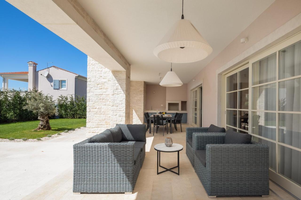 Villa Harmony By Ilc Brtonigla Exteriér fotografie